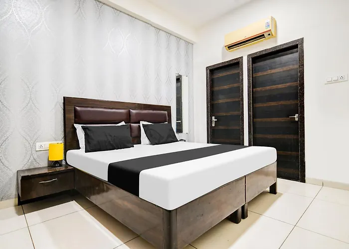 Hotel O Shree Golden Wing Palace