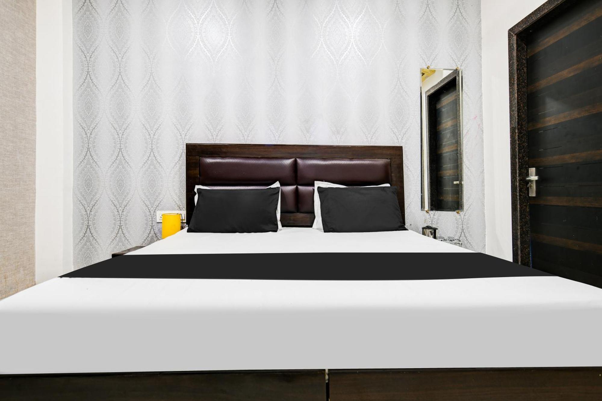 O Shree Golden Wing Palace Indore