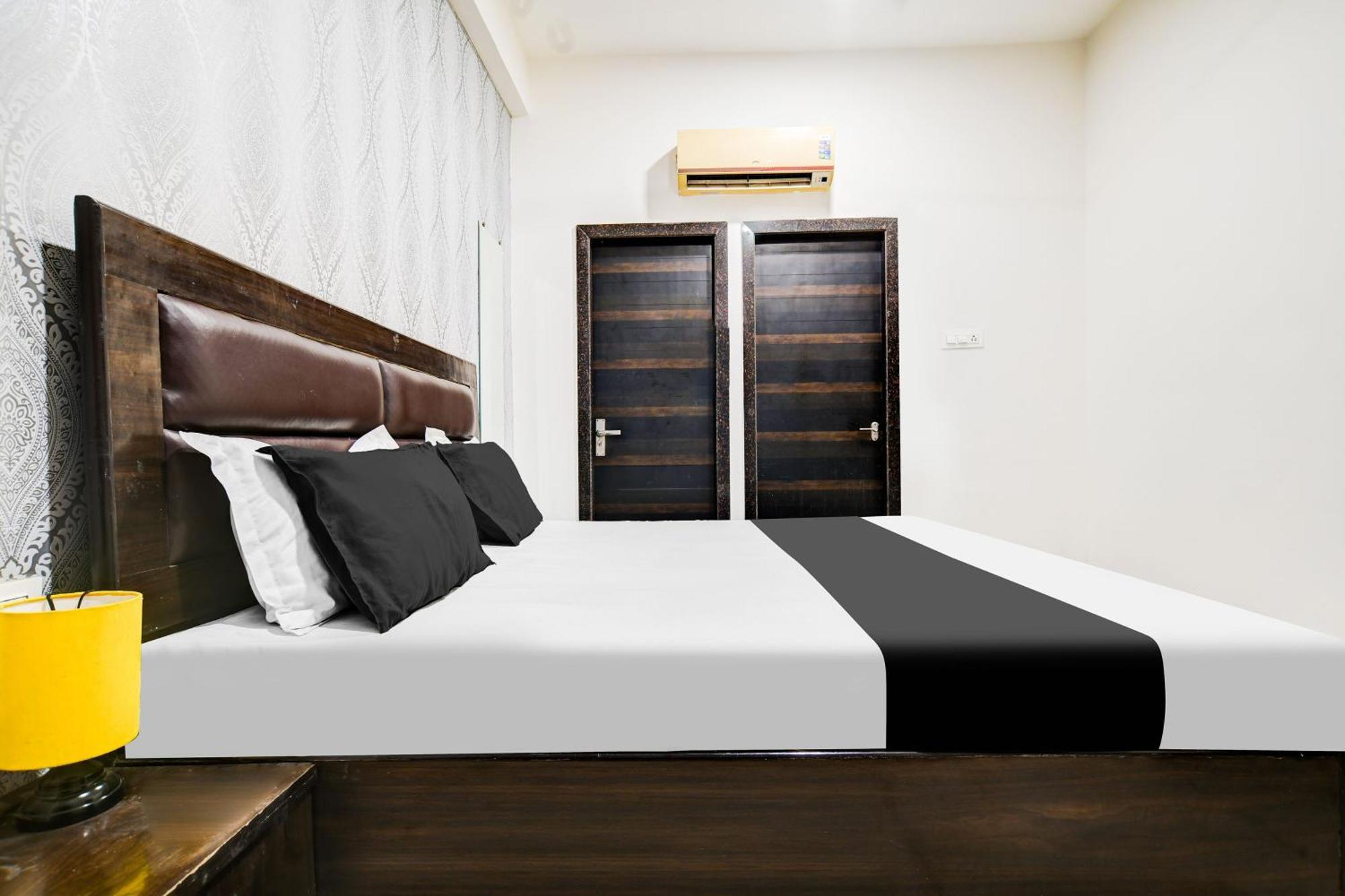 O Shree Golden Wing Palace Hotel Indore